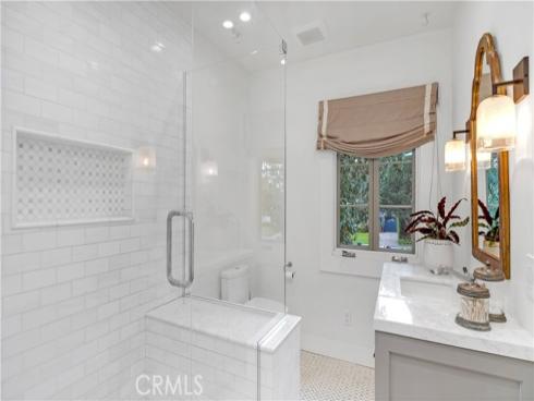 2003 N Victoria Drive, Santa Ana, CA