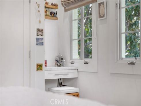 2003 N Victoria Drive, Santa Ana, CA