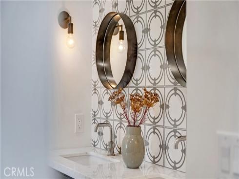 2003 N Victoria Drive, Santa Ana, CA