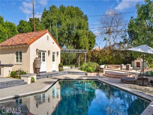 2003 N Victoria Drive, Santa Ana, CA