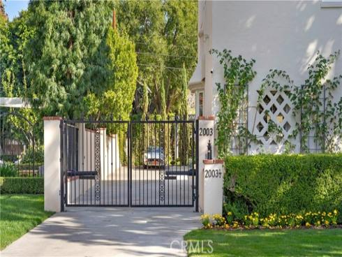 2003 N Victoria Drive, Santa Ana, CA