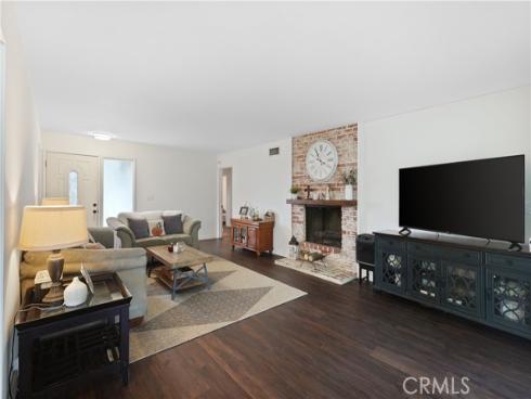 1613 E Wellington Avenue, Santa Ana, CA