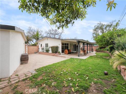 1613 E Wellington Avenue, Santa Ana, CA