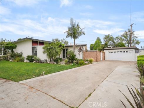 1613 E Wellington Avenue, Santa Ana, CA