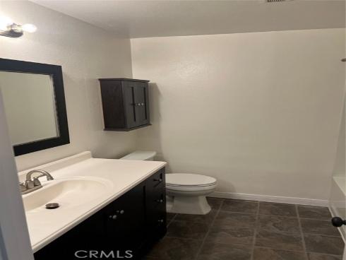 1001 W Macarthur 50 Boulevard, Santa Ana, CA