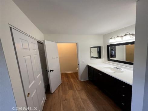 1001 W Macarthur 50 Boulevard, Santa Ana, CA