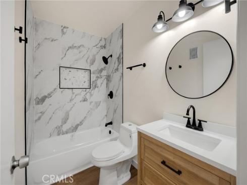 2501 W Sunflower H1 Avenue, Santa Ana, CA