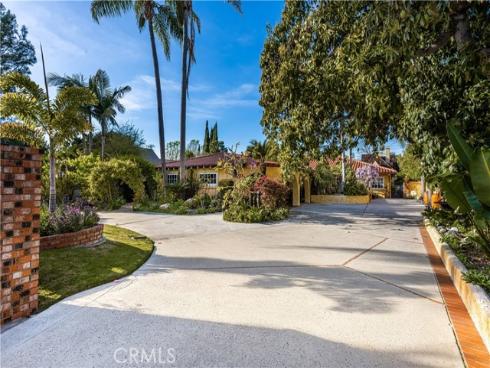 433 W Santa Clara Avenue, Santa Ana, CA