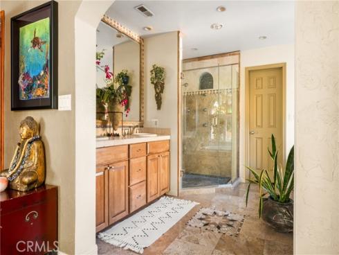 433 W Santa Clara Avenue, Santa Ana, CA