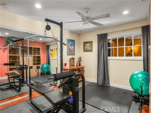 433 W Santa Clara Avenue, Santa Ana, CA