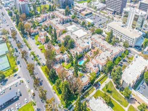 700 W 3rd B102 Street, Santa Ana, CA