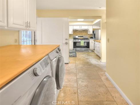 4018 W 5th J Street, Santa Ana, CA