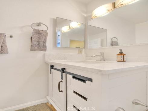 4018 W 5th J Street, Santa Ana, CA