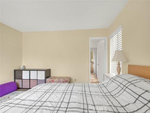 4018 W 5th J Street, Santa Ana, CA