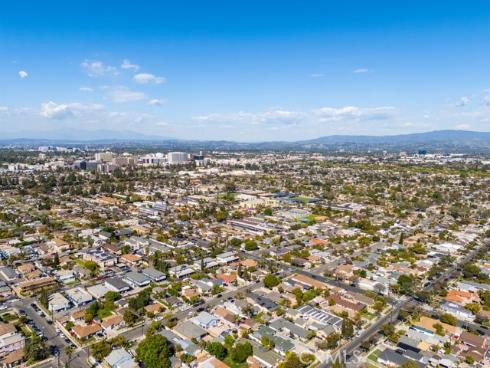 1119 Magnolia Avenue, Santa Ana, CA