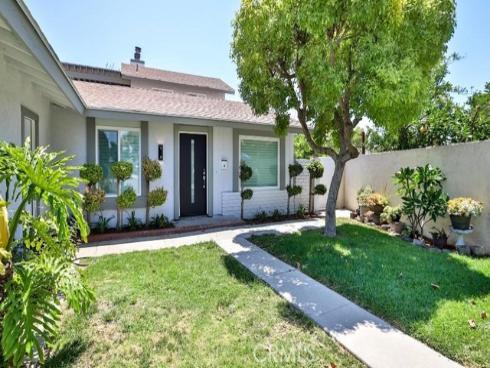822 E Borchard Avenue, Santa Ana, CA