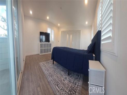 822 E Borchard Avenue, Santa Ana, CA