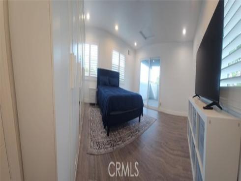 822 E Borchard Avenue, Santa Ana, CA