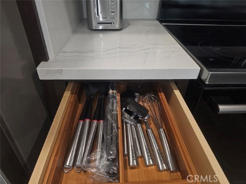 822 E Borchard Avenue, Santa Ana, CA