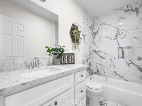 1000 W Macarthur 106 Boulevard, Santa Ana, CA