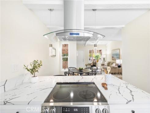 1000 W Macarthur 106 Boulevard, Santa Ana, CA