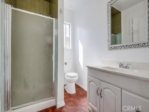 1127 W. Myrtle St. , Santa Ana, CA