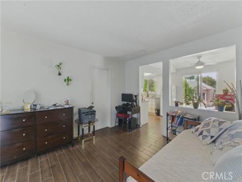 611 S Orange 11 Avenue, Santa Ana, CA