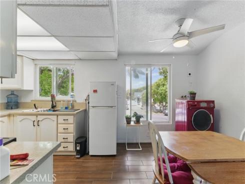 611 S Orange 11 Avenue, Santa Ana, CA