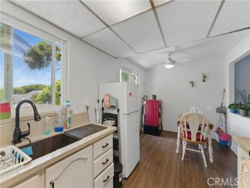 611 S Orange 11 Avenue, Santa Ana, CA