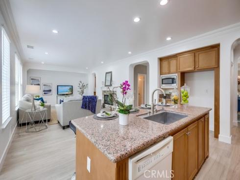 1916 W Blackhawk Drive, Santa Ana, CA