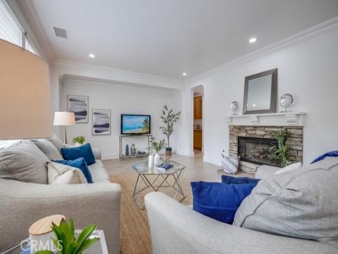 1916 W Blackhawk Drive, Santa Ana, CA