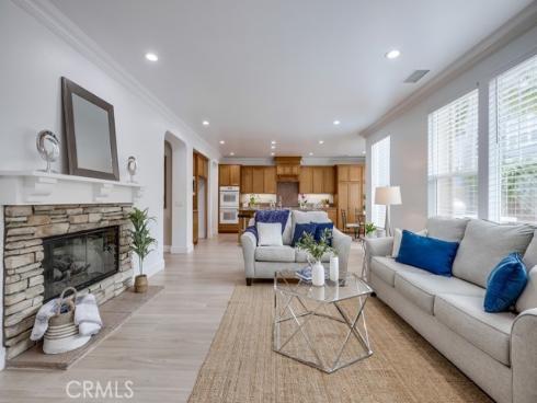 1916 W Blackhawk Drive, Santa Ana, CA