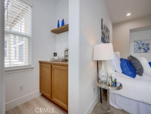 1916 W Blackhawk Drive, Santa Ana, CA