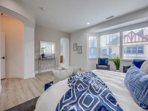 1916 W Blackhawk Drive, Santa Ana, CA