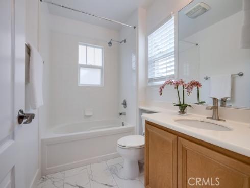 1916 W Blackhawk Drive, Santa Ana, CA