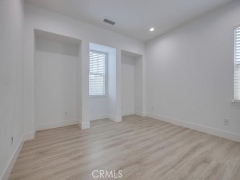 1916 W Blackhawk Drive, Santa Ana, CA