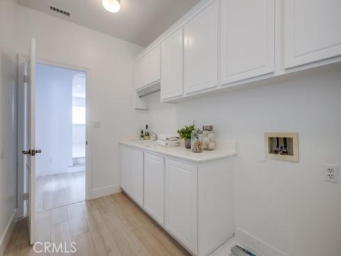 1916 W Blackhawk Drive, Santa Ana, CA