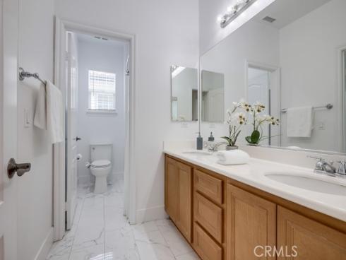 1916 W Blackhawk Drive, Santa Ana, CA