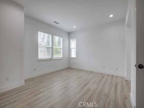 1916 W Blackhawk Drive, Santa Ana, CA