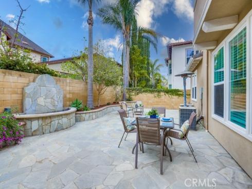 1916 W Blackhawk Drive, Santa Ana, CA