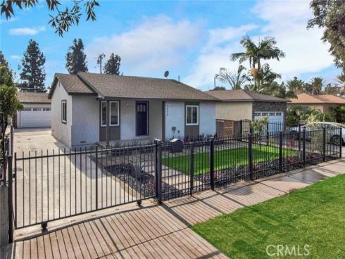 1226 W Walnut Street, Santa Ana, CA
