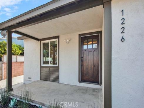 1226 W Walnut Street, Santa Ana, CA