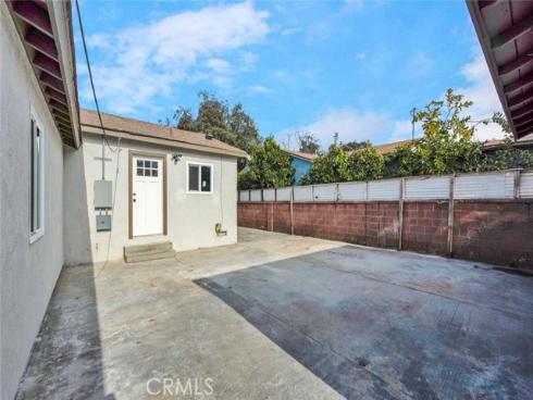 1226 W Walnut Street, Santa Ana, CA