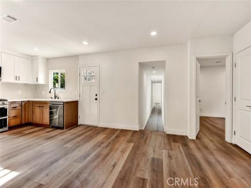 1226 W Walnut Street, Santa Ana, CA