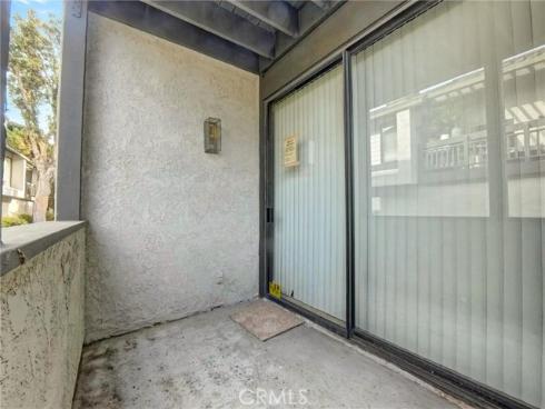 2516 W Macarthur C Boulevard, Santa Ana, CA