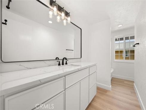 624 S Sullivan 8A Street, Santa Ana, CA