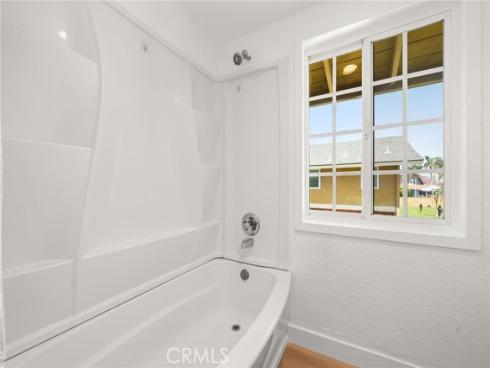 624 S Sullivan 8A Street, Santa Ana, CA