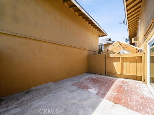 624 S Sullivan 8A Street, Santa Ana, CA