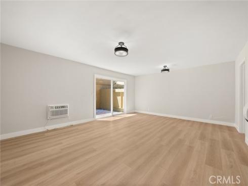 624 S Sullivan 8A Street, Santa Ana, CA