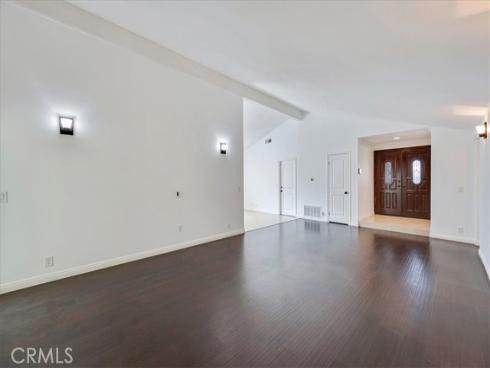 3205 S Sycamore Street, Santa Ana, CA